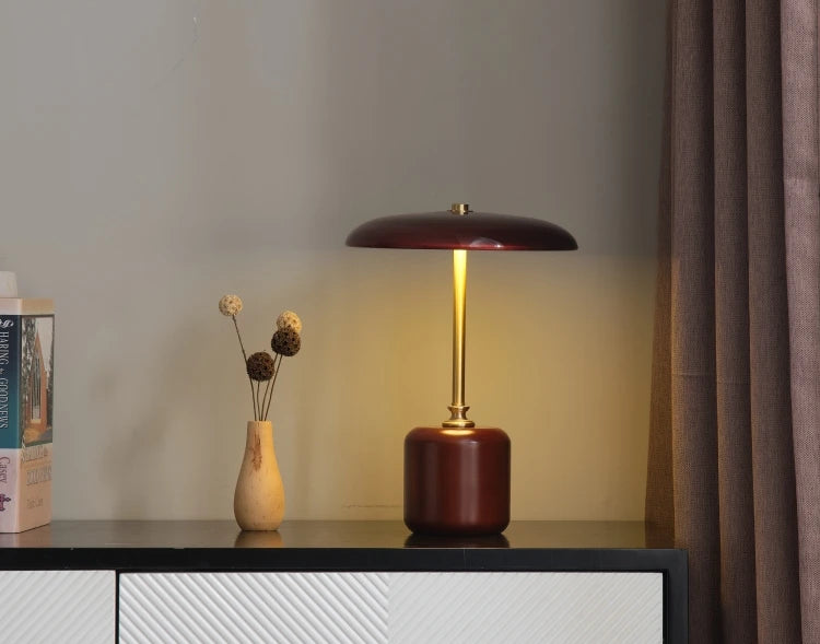 Astor Vintage Table Lamp