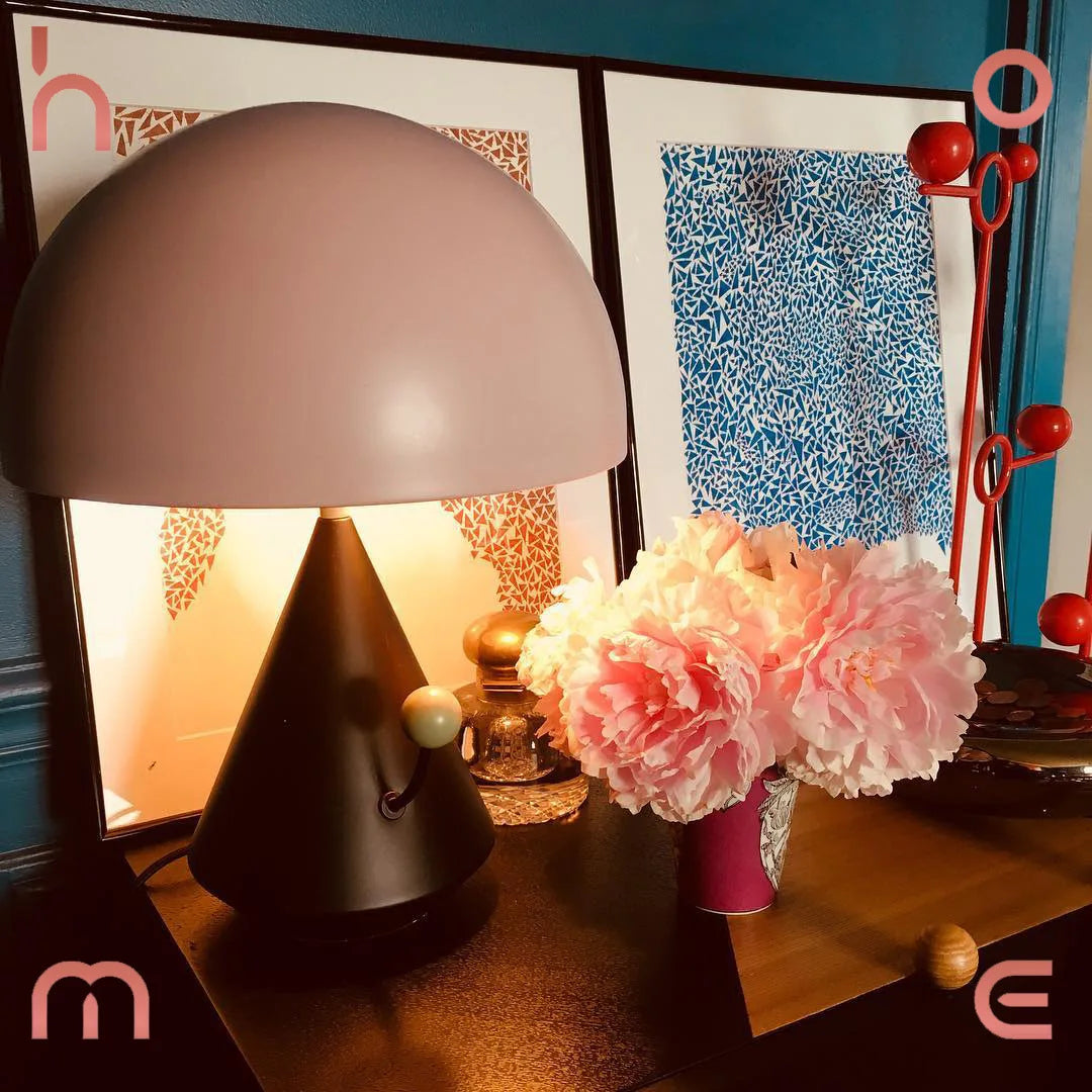 Vento Conical Mushroom Table Lamp
