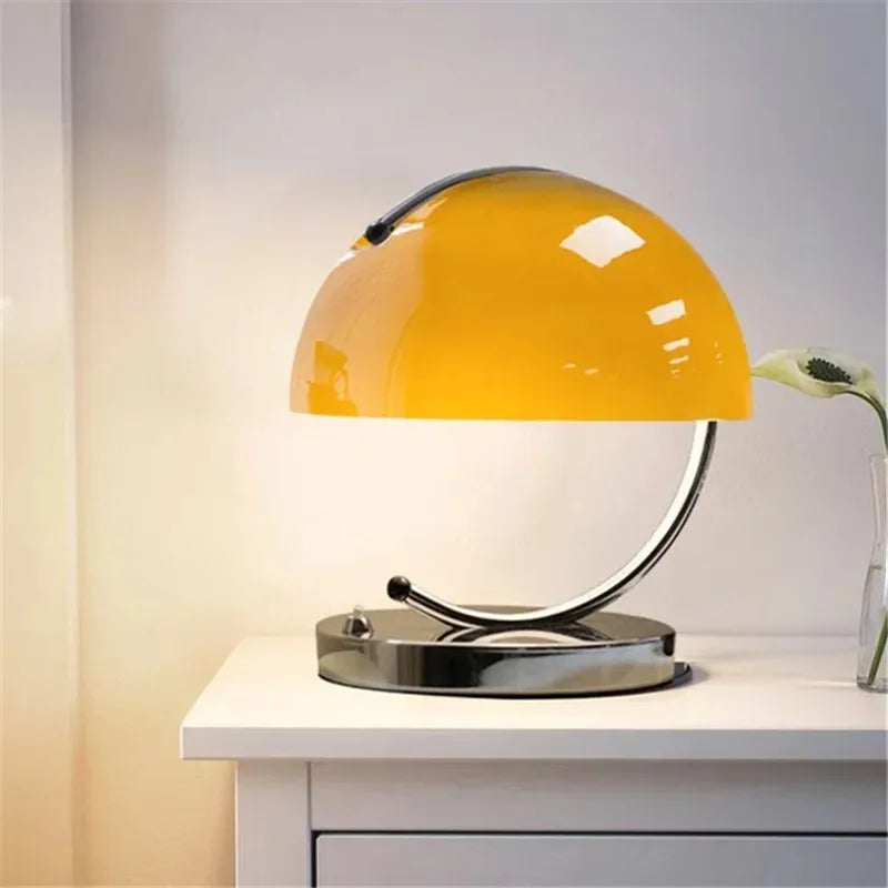 Lumière Minimalist Mushroom Table Lamp