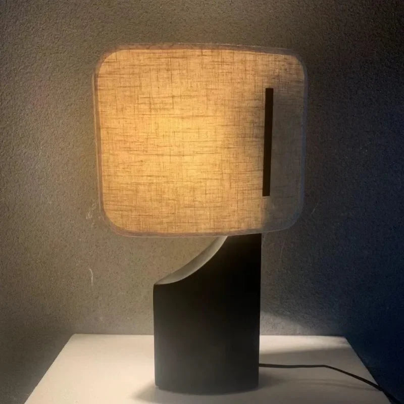 Karlos Sculptural Table Lamp