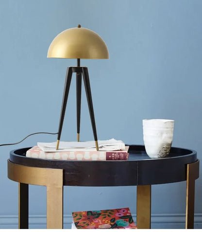 Modern Tripod Mushroom Table Lamp – Black & Gold Contemporary Design
